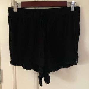 black flowy shorts